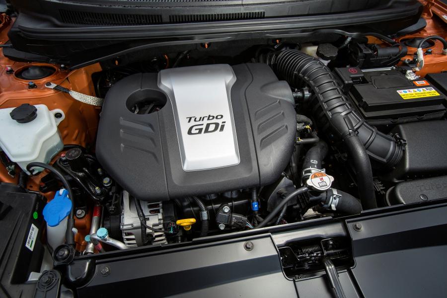  Hyundai Veloster Turbo 2015 года  (US) (фото 18 из 22)